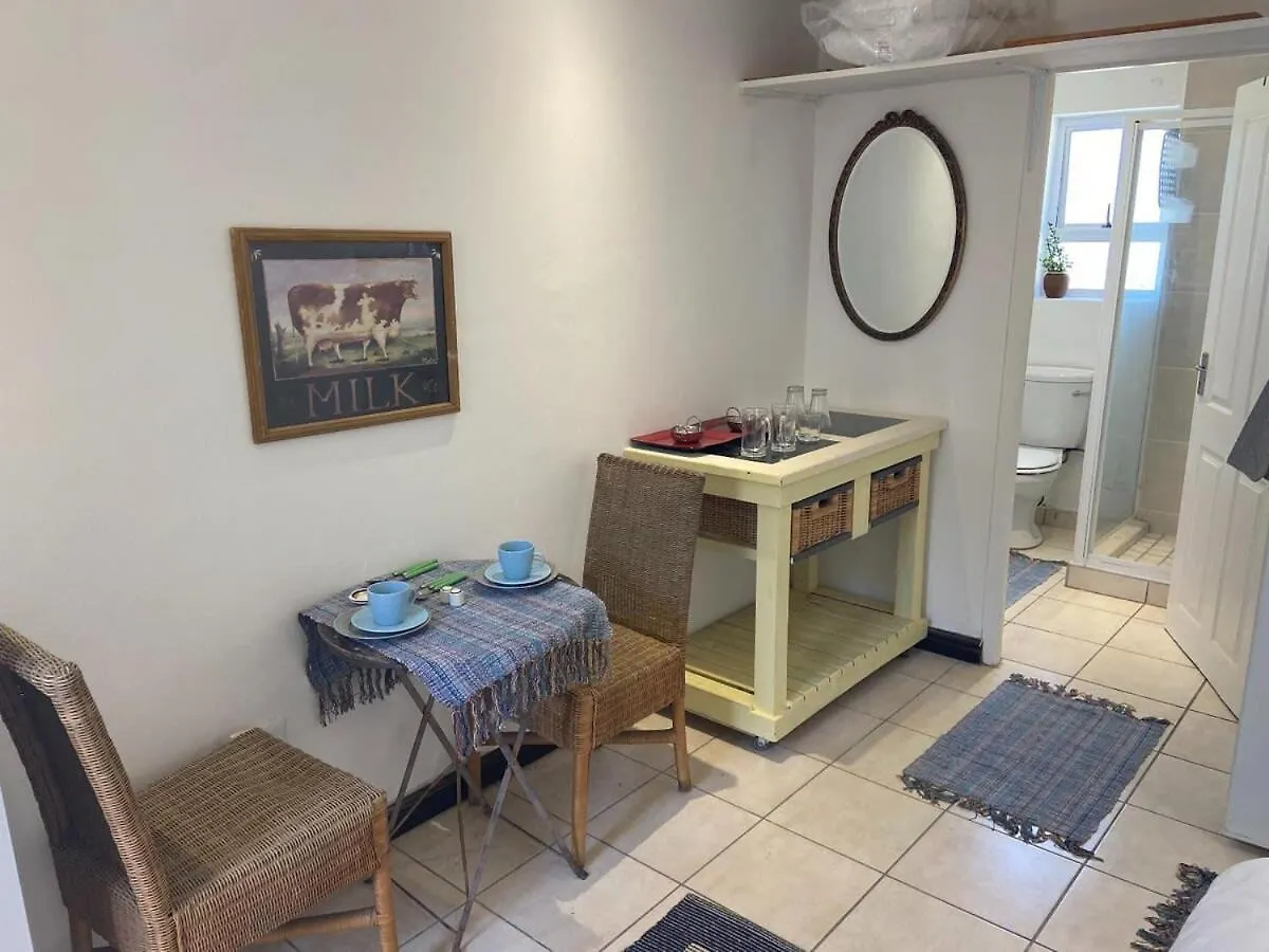 S8 Stoked Apartment Muizenberg