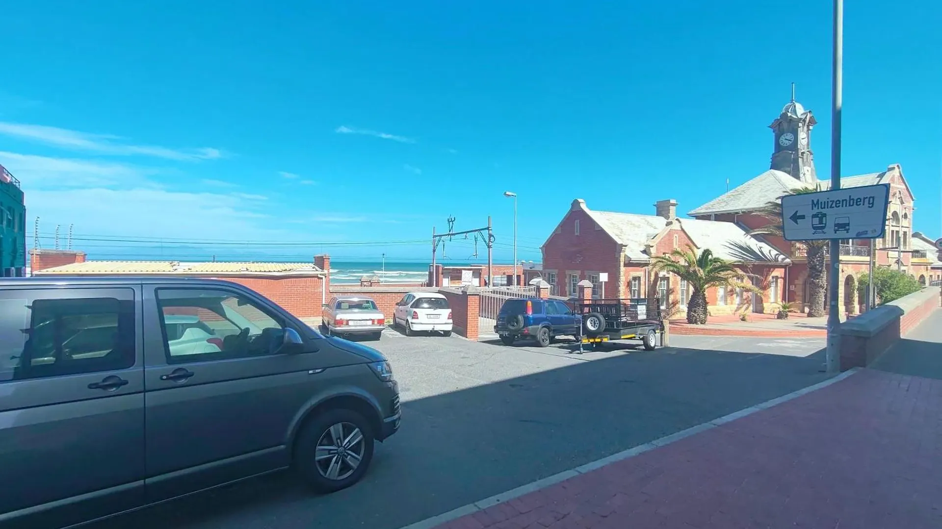 S8 Stoked Apartment Muizenberg
